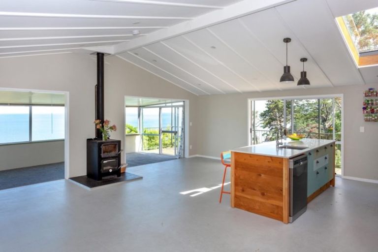 Photo of property in 37 Adams Road, Thornton Bay, Thames, 3575