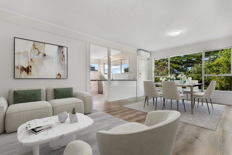 Photo of property in 3/70 Kaurilands Road, Titirangi, Auckland, 0604