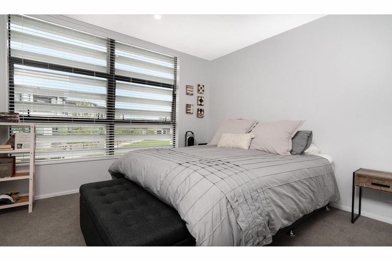 Photo of property in 18 Pottery Crescent, Hobsonville, Auckland, 0618