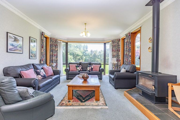 Photo of property in 31 Tararua Drive, Upper Plain, Masterton, 5888