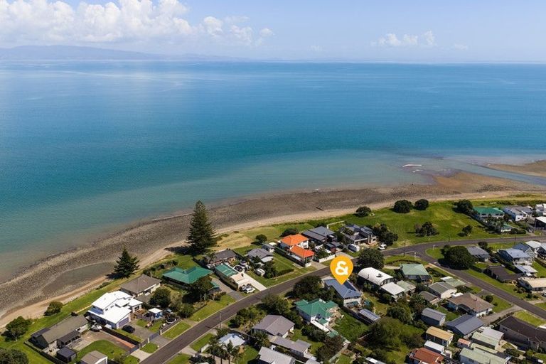 Photo of property in 22 Seaview Avenue, Te Puru, Thames, 3575