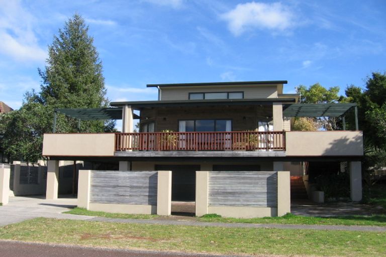 Photo of property in 20 Vista Paku, Pauanui, Hikuai, 3579