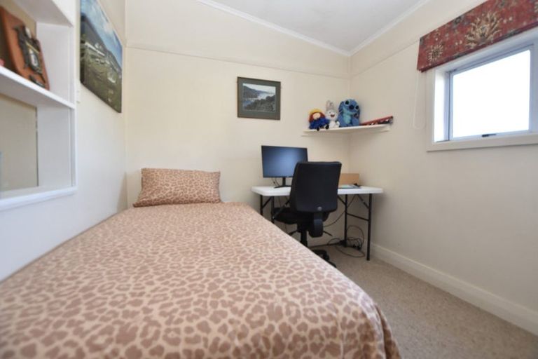 Photo of property in 14 Wakelin Street, Carterton, 5713