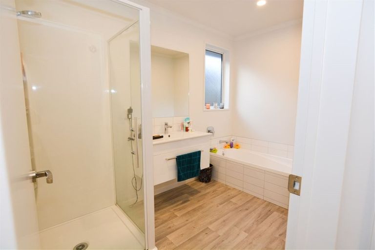 Photo of property in 18 George West Square West, Wigram, Christchurch, 8025