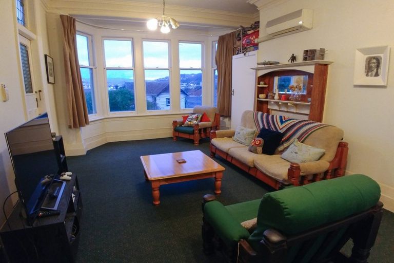 Photo of property in 21 Burnell Avenue, Thorndon, Wellington, 6011