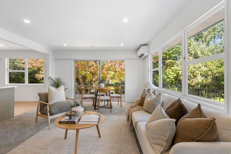 Photo of property in 51 Cyclarama Crescent, Massey, Auckland, 0614