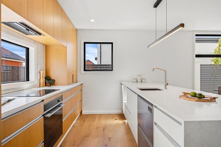 Photo of property in 13 Pembrook Close, Rangiora, 7400