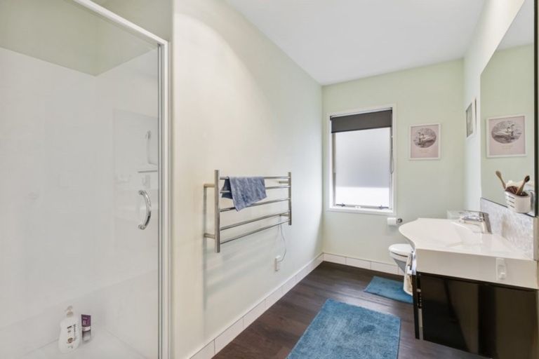 Photo of property in 24/19 Glencarron Place, Bethlehem, Tauranga, 3110