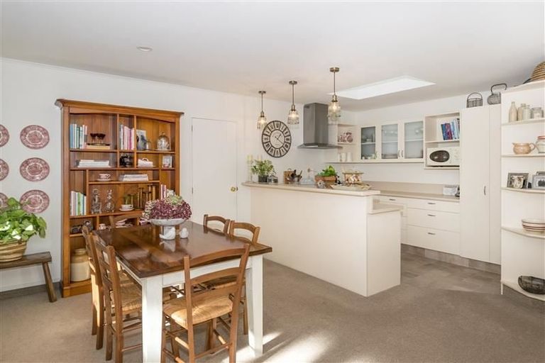 Photo of property in 15 Ward Street, Springlands, Blenheim, 7201