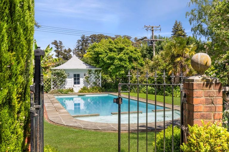 Photo of property in 11 Weka Road, Tasman, Upper Moutere, 7175