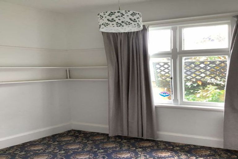 Photo of property in 18 Winton Street, St Albans, Christchurch, 8014