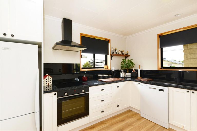 Photo of property in 34 Opie Street, Waimate, 7924