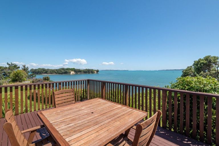 Photo of property in 37 Hawke Crescent, Beachlands, Auckland, 2018