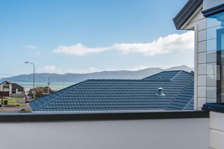 Photo of property in 7a Trinity Place, Paraparaumu Beach, Paraparaumu, 5032