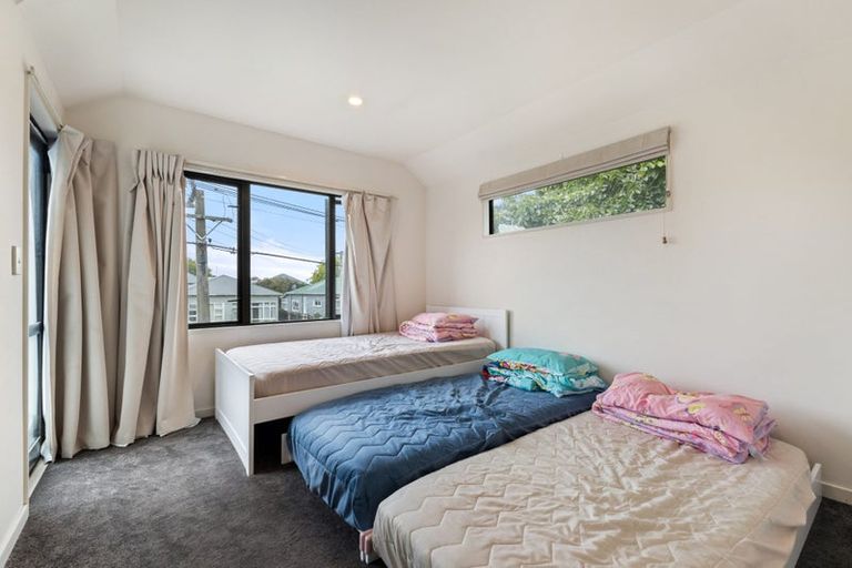 Photo of property in 1 Trist Place, Edgeware, Christchurch, 8013