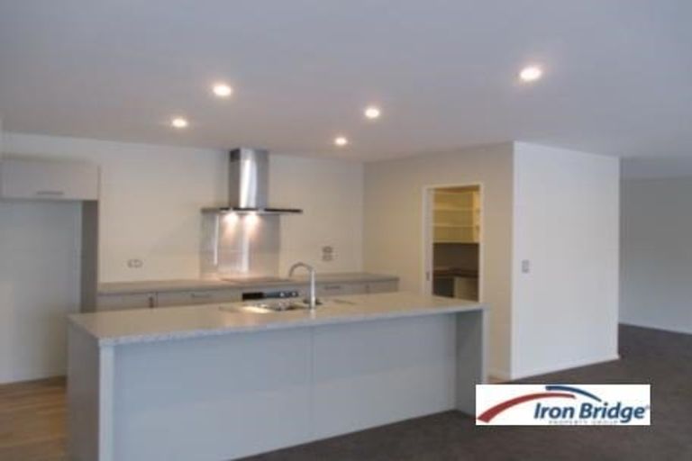 Photo of property in 206 Centaurus Road, Saint Martins, Christchurch, 8022