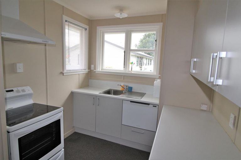 Photo of property in 6 Ida Street, Lumsden, 9730