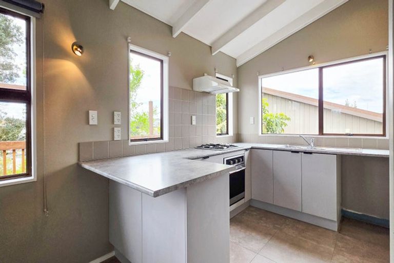 Photo of property in 25a Bay Street, Red Beach, 0932
