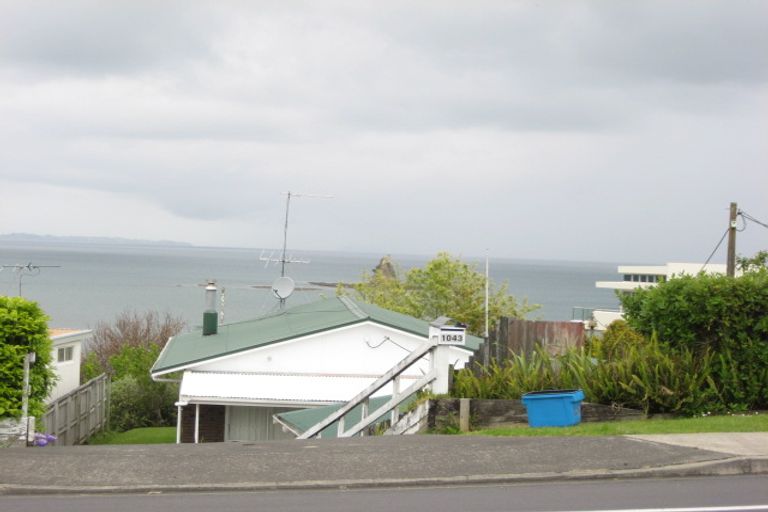 Photo of property in 1043 Whangaparaoa Road, Tindalls Beach, Whangaparaoa, 0930