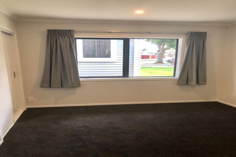 Photo of property in 12 Merton Street, Trentham, Upper Hutt, 5018