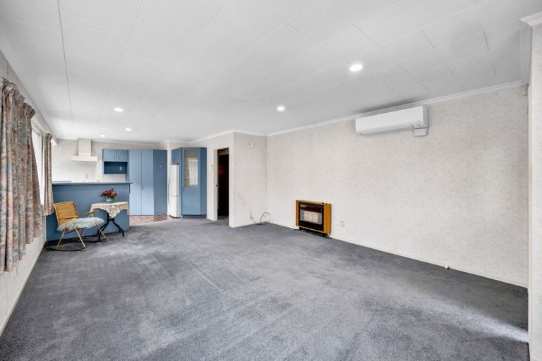 Photo of property in 28 Browne Street, Waitara, 4320