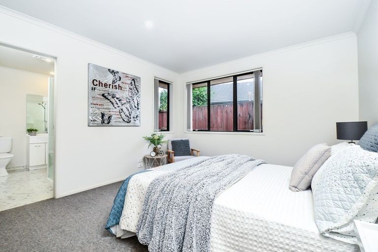 Photo of property in 3 Kingroyal Lane, Hamilton East, Hamilton, 3216