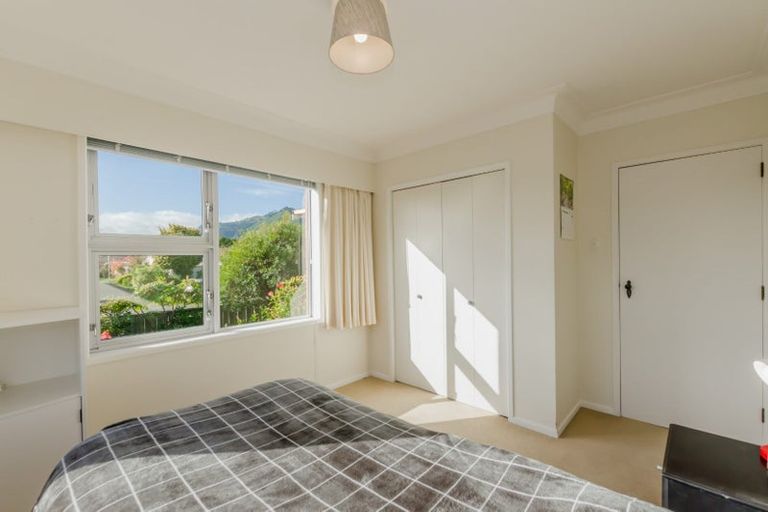 Photo of property in 34 Sylvan Avenue, Waikanae, 5036
