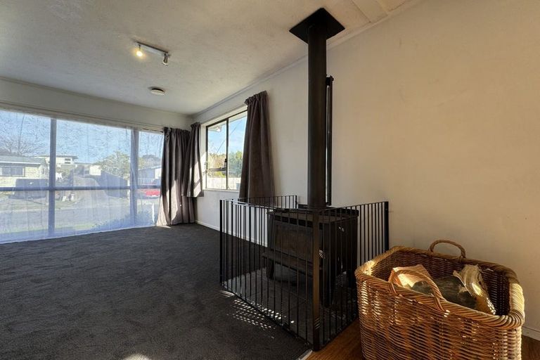 Photo of property in 9 Moonstone Grove, Birchville, Upper Hutt, 5018