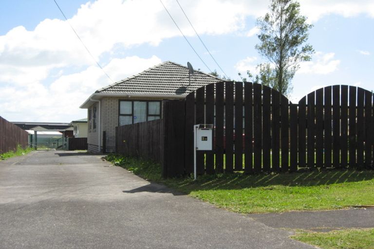Photo of property in 1/3 Braeburn Place, Takanini, 2112