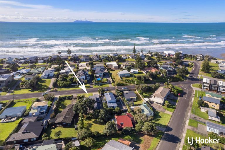 Photo of property in 102 Dillon Street, Waihi Beach, 3611