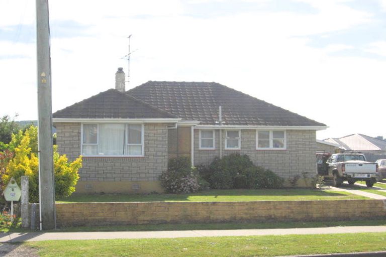 Photo of property in 3 Churchill Crescent, Te Hapara, Gisborne, 4010