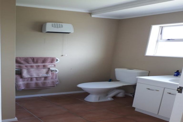 Photo of property in 95 Rototuna Road, Rototuna, Hamilton, 3210