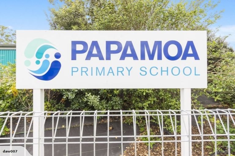 Photo of property in 1 Wahaika Way, Papamoa Beach, Papamoa, 3118