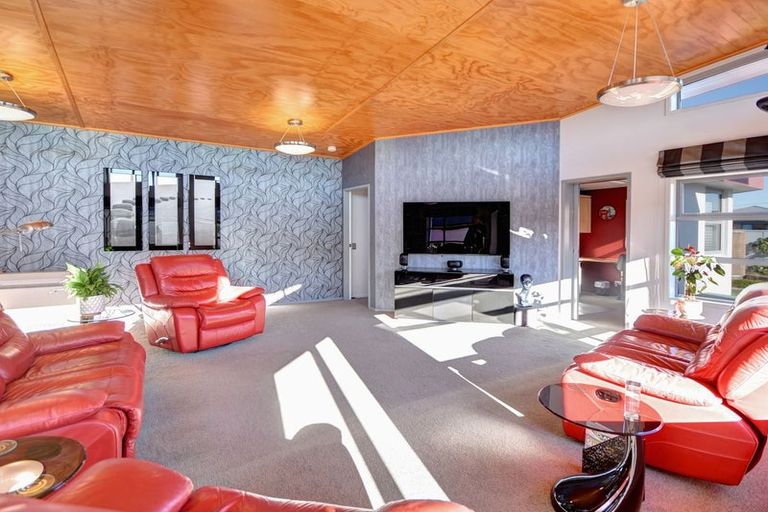 Photo of property in 22 Kura Place, Mosgiel, 9024