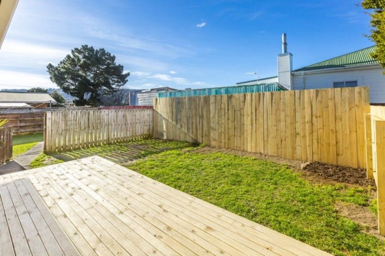 Photo of property in 76b Seddon Street, Wallaceville, Upper Hutt, 5018
