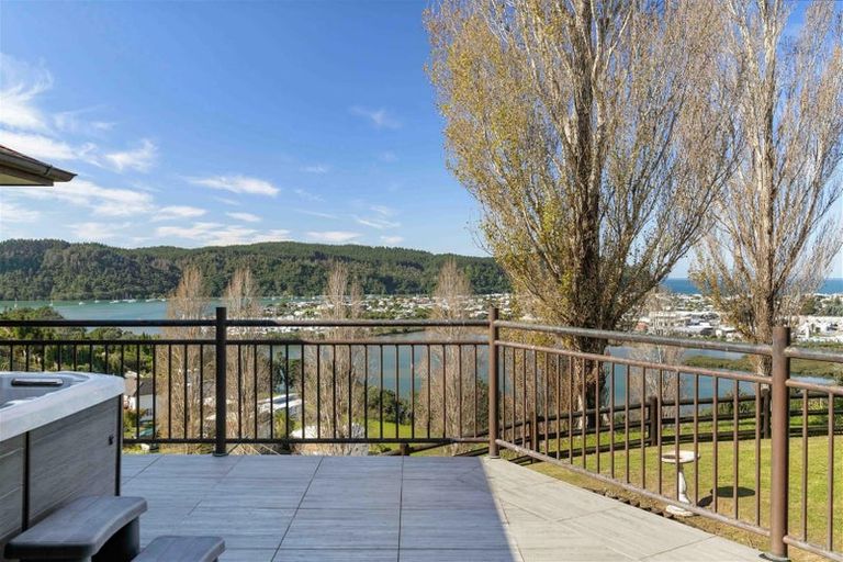 Photo of property in 26 Manuka Drive, Whangamata, 3691