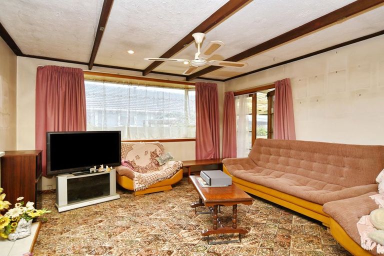 Photo of property in 40 Frensham Crescent, Woolston, Christchurch, 8062