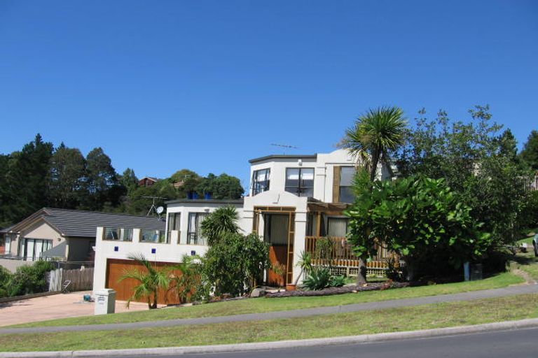 Photo of property in 68 Kate Sheppard Avenue, Torbay, Auckland, 0630