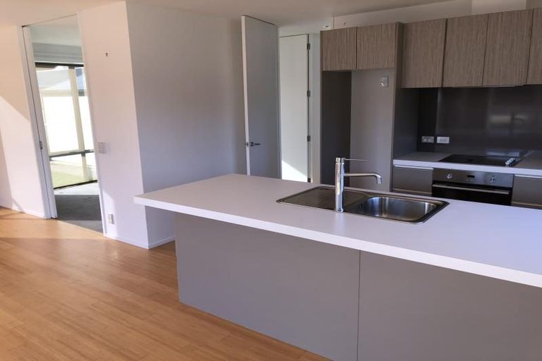 Photo of property in 11 Otonga Heights, Maungaraki, Lower Hutt, 5010