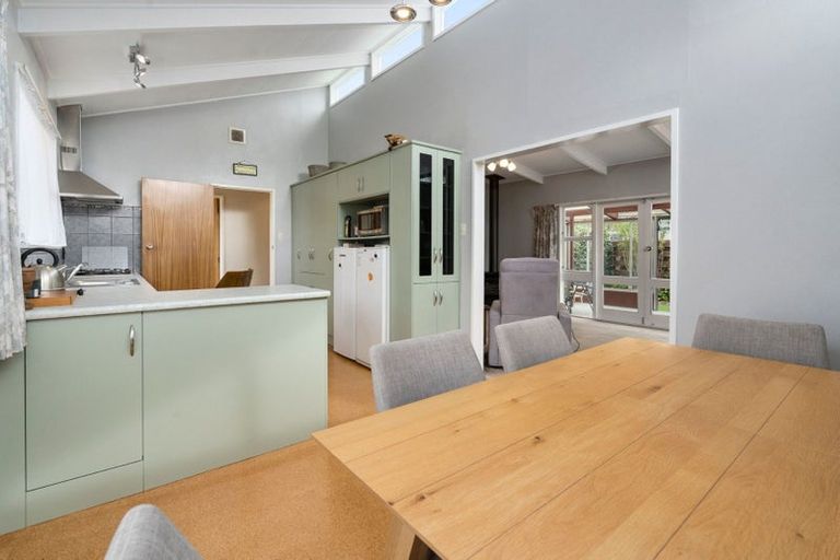 Photo of property in 15 Wyndham Street, Awapuni, Palmerston North, 4412