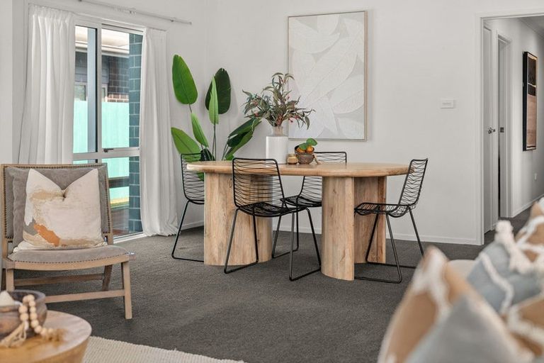 Photo of property in 2 Coprosma Close, Papamoa Beach, Papamoa, 3118