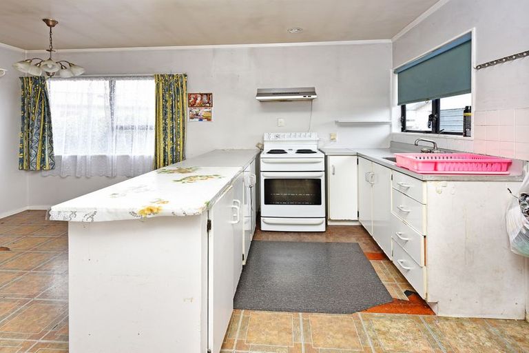 Photo of property in 39 Barneys Farm Road, Clendon Park, Auckland, 2103