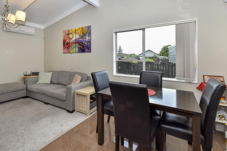Photo of property in 4b Smiths Avenue, Papakura, 2110
