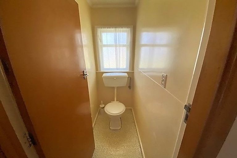 Photo of property in 8 Keats Avenue, Onekawa, Napier, 4110