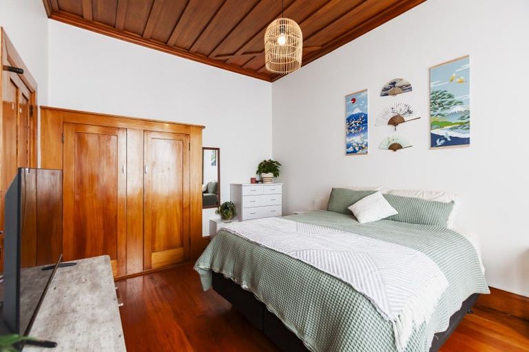 Photo of property in 149 Wellesley Road, Napier South, Napier, 4110