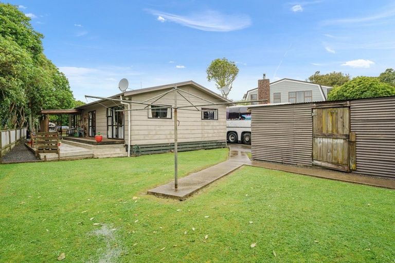 Photo of property in 17 Oriwa Crescent, Otaki, 5512