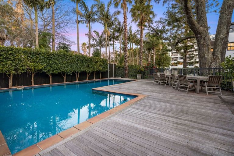 Photo of property in 13/177 Hurstmere Road, Takapuna, Auckland, 0622