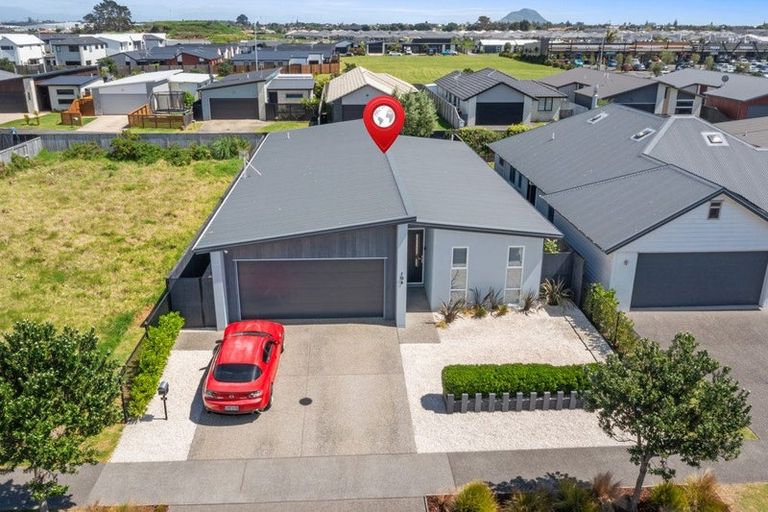 Photo of property in 106 Coast Boulevard, Papamoa Beach, Papamoa, 3118