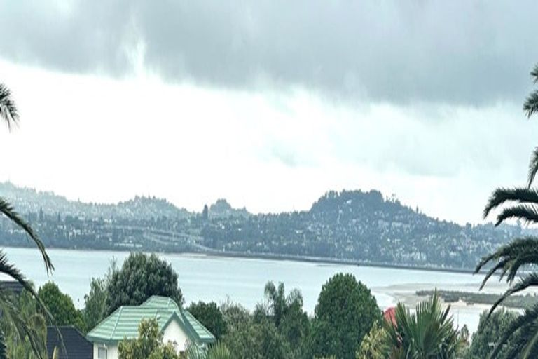 Photo of property in 3/500 Te Atatu Road, Te Atatu Peninsula, Auckland, 0610