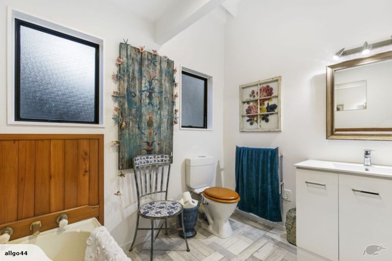 Photo of property in 1133 Huia Road, Huia, Auckland, 0604